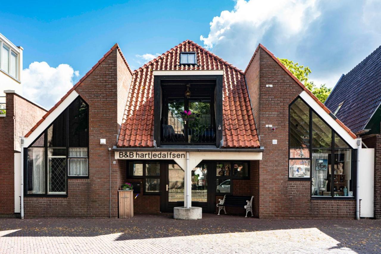 Hartjedalfsen Bed & Breakfast ภายนอก รูปภาพ